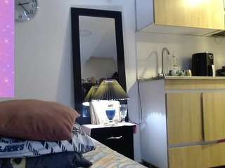 allyson-stonne live cam preview