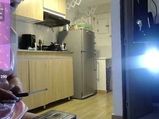 allyson-stonne live cam preview