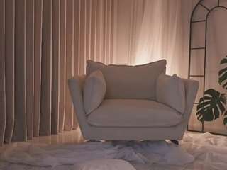 Amy Armstrong live cam preview