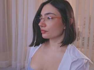 Amy Armstrong live cam preview