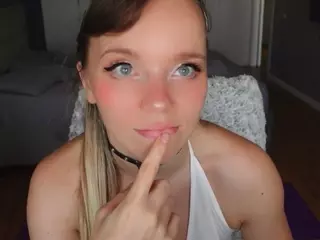 AyraLust's Live Sex Cam Show