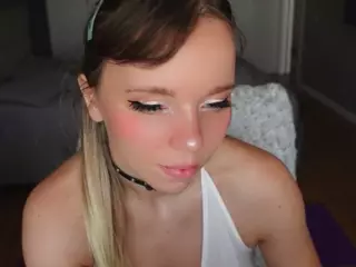 AyraLust's Live Sex Cam Show