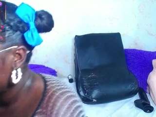 Ass to mouth, Ass bouncing, Dildo, Dildo or vibrator, Dirty talk, Doggy sty..., Chaturebatr 4