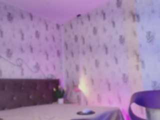 emyliesander Live Webcam on CamSoda