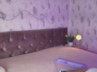 emyliesander's CamSoda show and profile