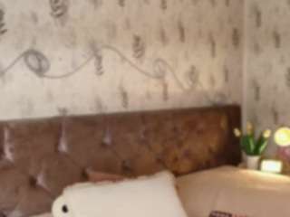 Emylie sexy body live webcam show