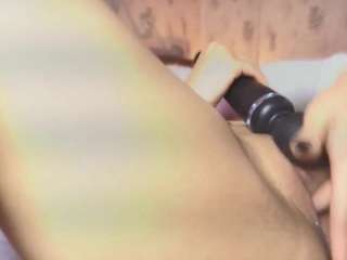 Emylie sexy body