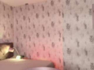 Emylie sexy body live cam preview