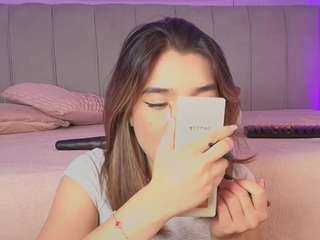 Emylie sexy body
