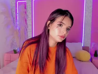 Emylie sexy body's Live Sex Cam Show