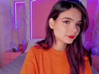 Emylie sexy body's Live Sex Cam Show