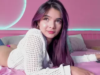 Emylie sexy body's Live Sex Cam Show