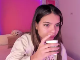 Emylie sexy body's Live Sex Cam Show