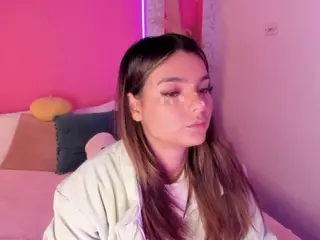 Emylie sexy body's Live Sex Cam Show