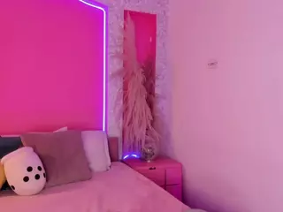 Emylie sexy body's Live Sex Cam Show