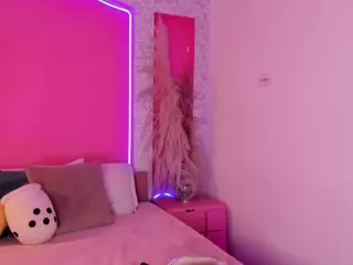 Emylie sexy body's Live Sex Cam Show