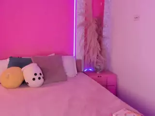 Emylie sexy body's Live Sex Cam Show