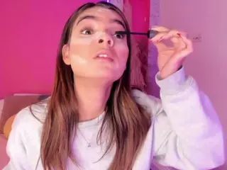 Emylie sexy body's Live Sex Cam Show