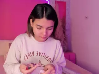 Emylie sexy body's Live Sex Cam Show