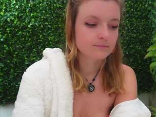 Ameliasweety69