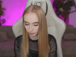 kira054's Live Sex Cam Show