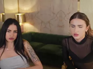 kira054's Live Sex Cam Show