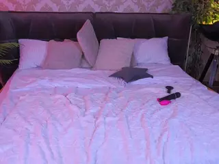 KimberlyWorld's Live Sex Cam Show