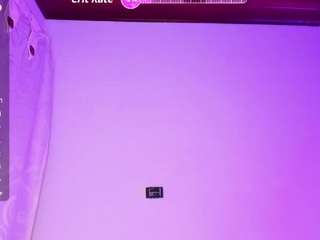 olivia-fx Live Webcam on CamSoda