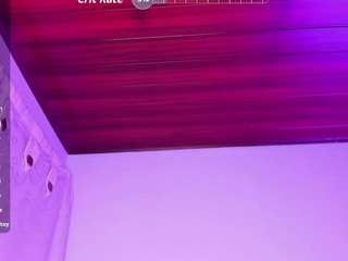 olivia-fx's CamSoda show and profile