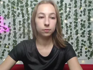 SoniaFugors's Live Sex Cam Show