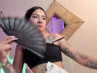 Hanna-moore1's Live Sex Cam Show