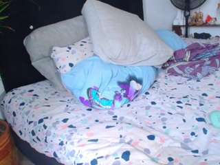 aleskha-1 Live Webcam on CamSoda
