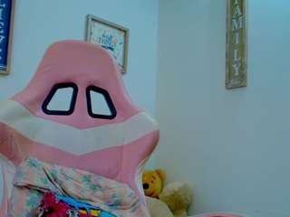 barby-cute Live Webcam on CamSoda