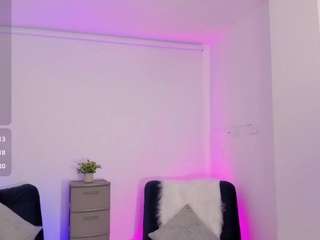 emilly-smith-1 Live Webcam on CamSoda
