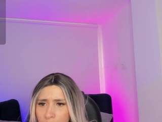 emilly-smith-1