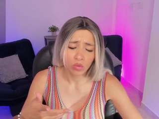 emilly-smith-1
