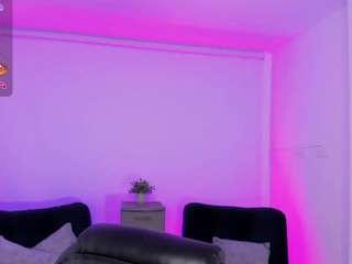 emilly-smith-1's live room