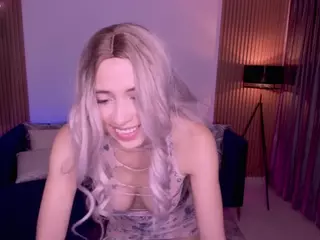 Emilly Smith♥'s Live Sex Cam Show