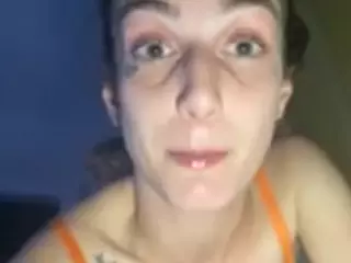 Cloudy Kitten's Live Sex Cam Show