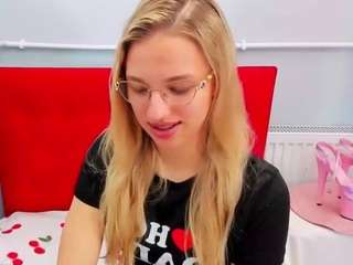 Este modelo está ao vivo agora. evettemodel