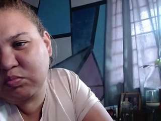 star-red-cams webcam model