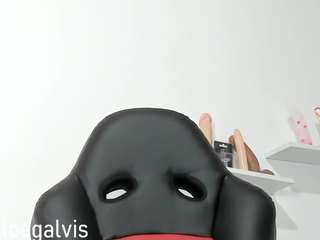 kloe-squirts Live Webcam on CamSoda