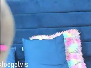 kloe-squirts's Live Sex Cam Show