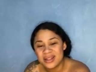 Live webcam model brittneyslidehoneyxo on Soda Cams