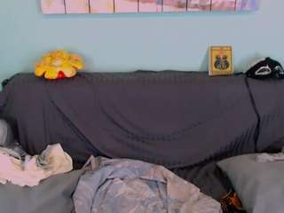 everlyrays's CamSoda show and profile