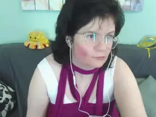 everlyrays's Live Sex Cam Show