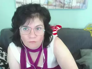 everlyrays's Live Sex Cam Show