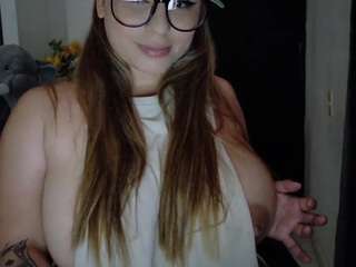 inocentekitty Live Webcam on CamSoda