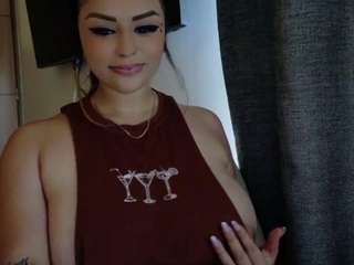 Live webcam model inocentekitty on Soda Cams