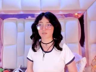 saramartini19 Live Webcam on CamSoda